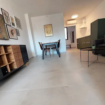 Apartment Sidro *
